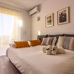 Апартаменти Rentaliday Mareverde River *